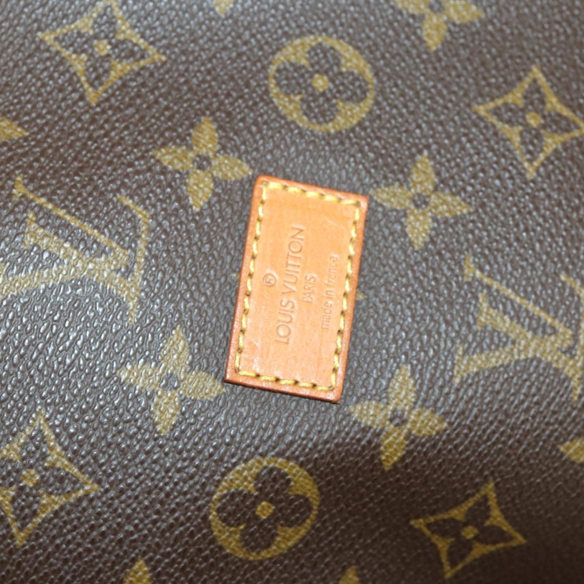 LOUIS VUITTON Monogram Saumur 43 Shoulder Bag M42252 LV Auth 159000