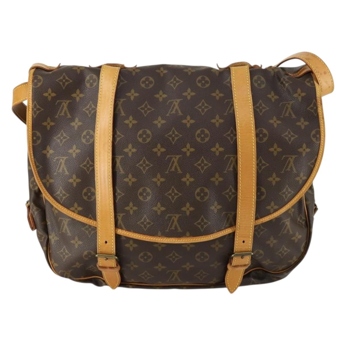 LOUIS VUITTON Monogram Saumur 43 Shoulder Bag M42252 LV Auth 159000