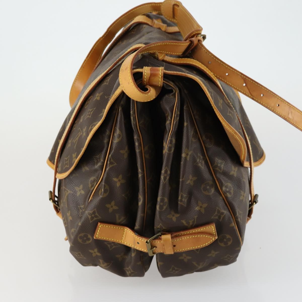 LOUIS VUITTON Monogram Saumur 43 Shoulder Bag M42252 LV Auth 159000