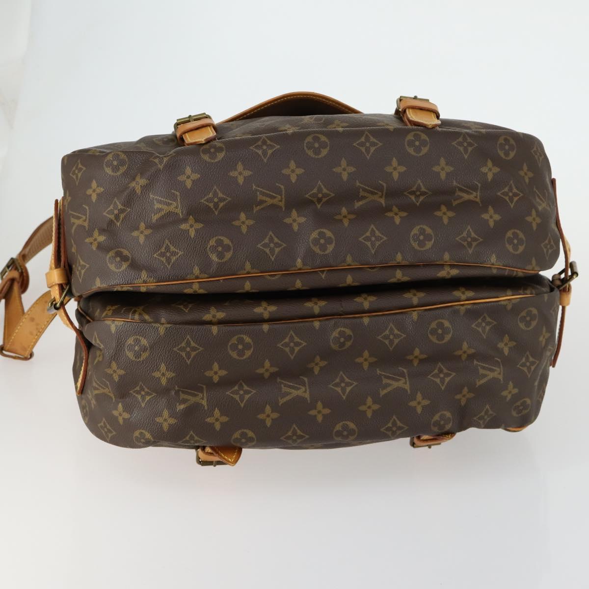 LOUIS VUITTON Monogram Saumur 43 Shoulder Bag M42252 LV Auth 159000