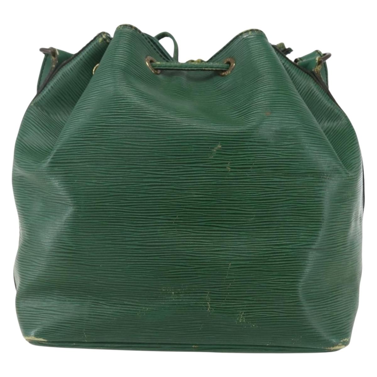 LOUIS VUITTON Epi Petit Noe Shoulder Bag Green M44104 LV Auth 159220