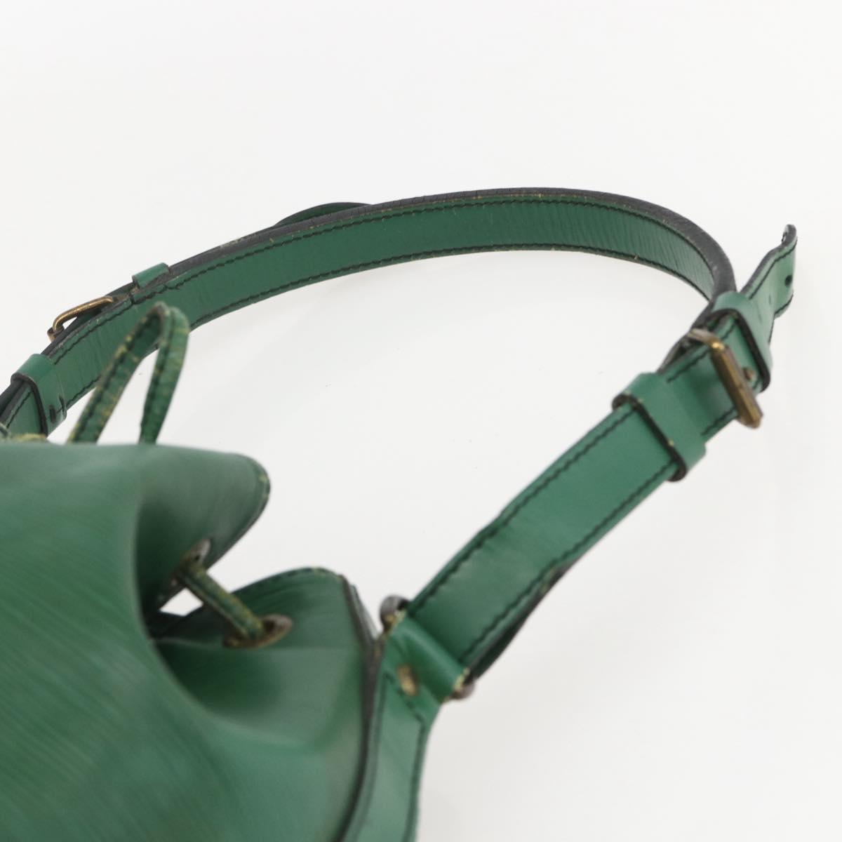 LOUIS VUITTON Epi Petit Noe Shoulder Bag Green M44104 LV Auth 159220