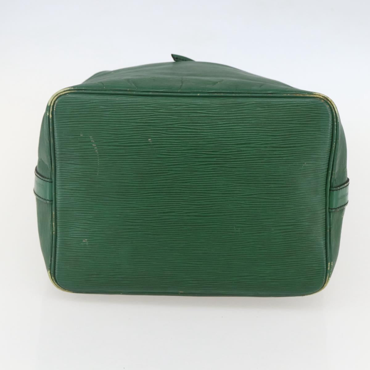 LOUIS VUITTON Epi Petit Noe Shoulder Bag Green M44104 LV Auth 159220