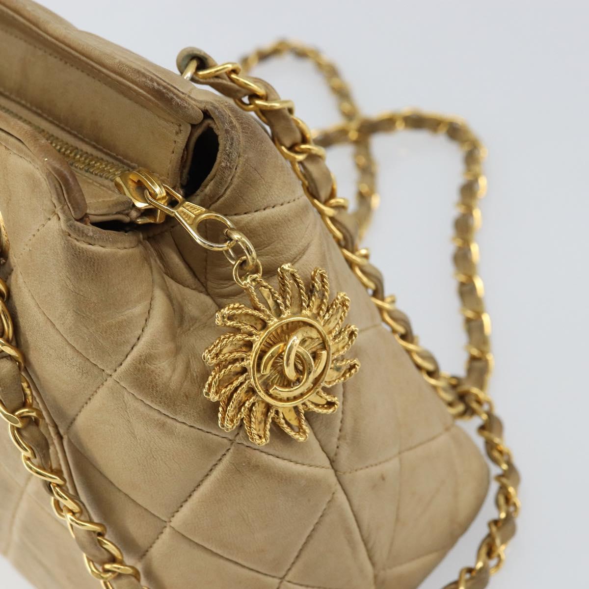 CHANEL Matelasse Chain Shoulder Bag Leather Beige Gold CC Auth 159264