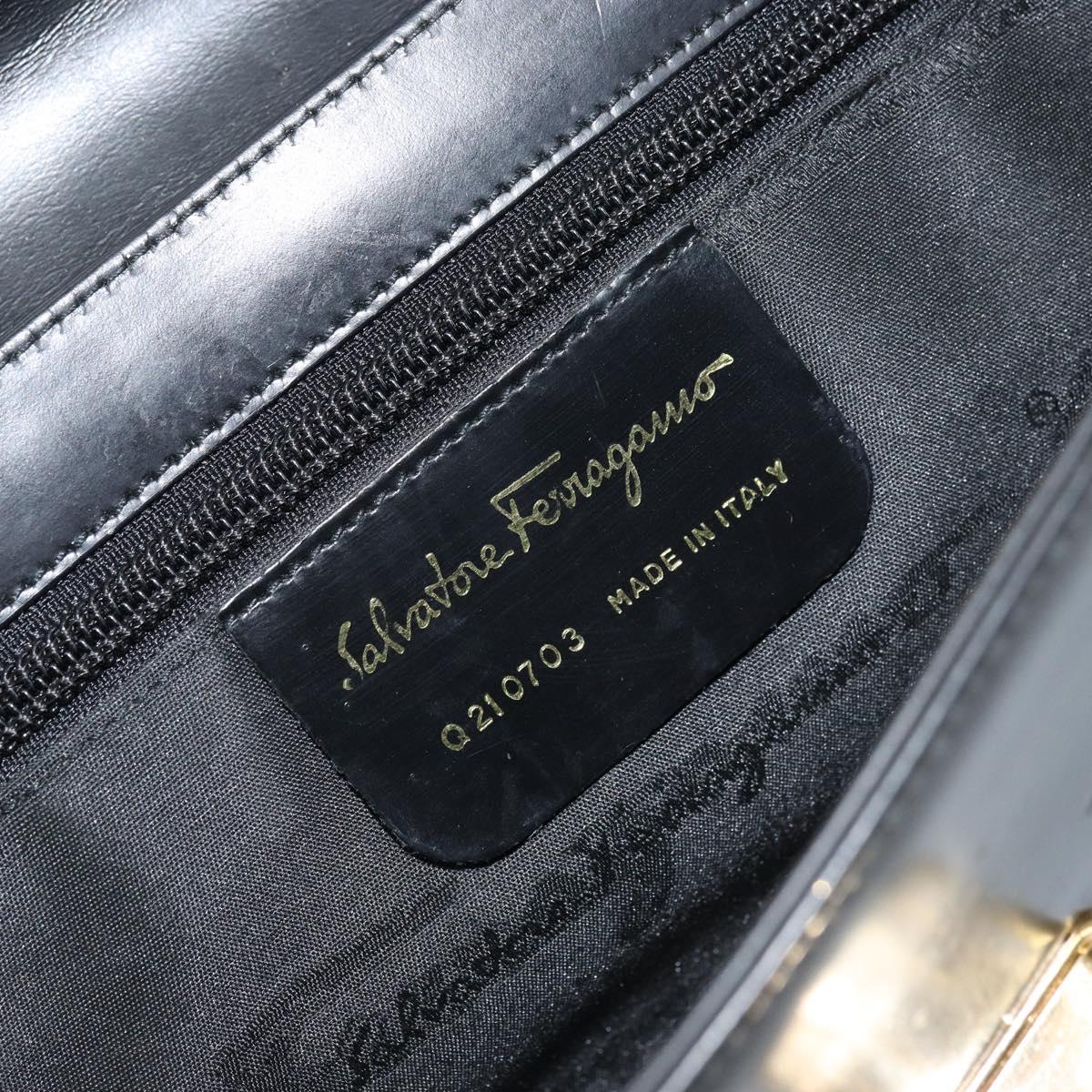 Salvatore Ferragamo Chain Gancini Shoulder Bag Leather Black Gold Auth 159360