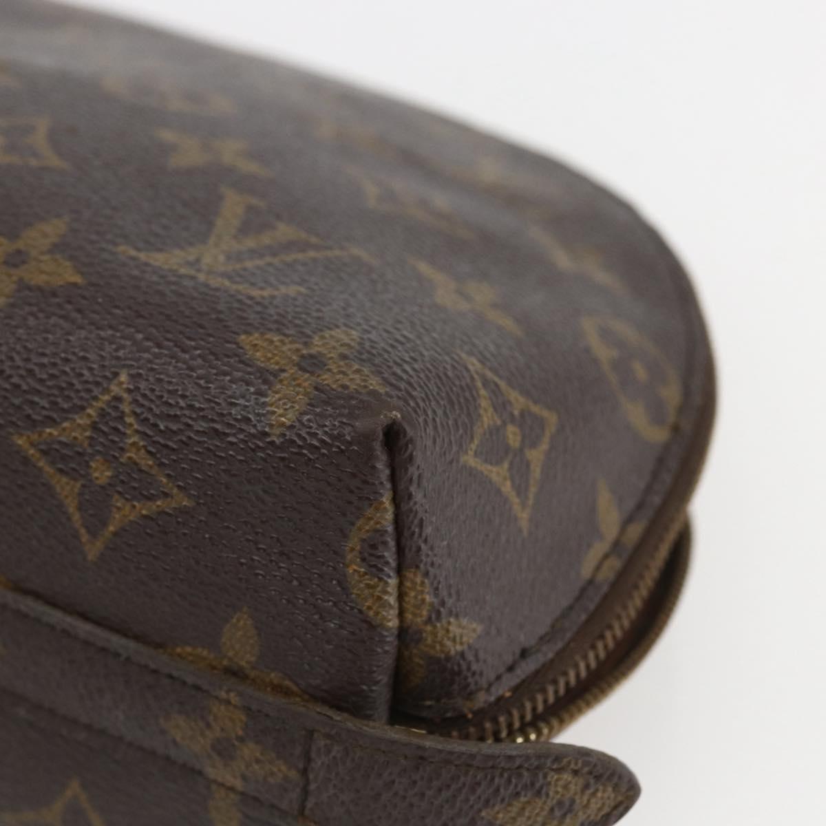 LOUIS VUITTON Monogram Trousse Demi Ronde Cosmetic Pouch M47520 LV Auth 159591