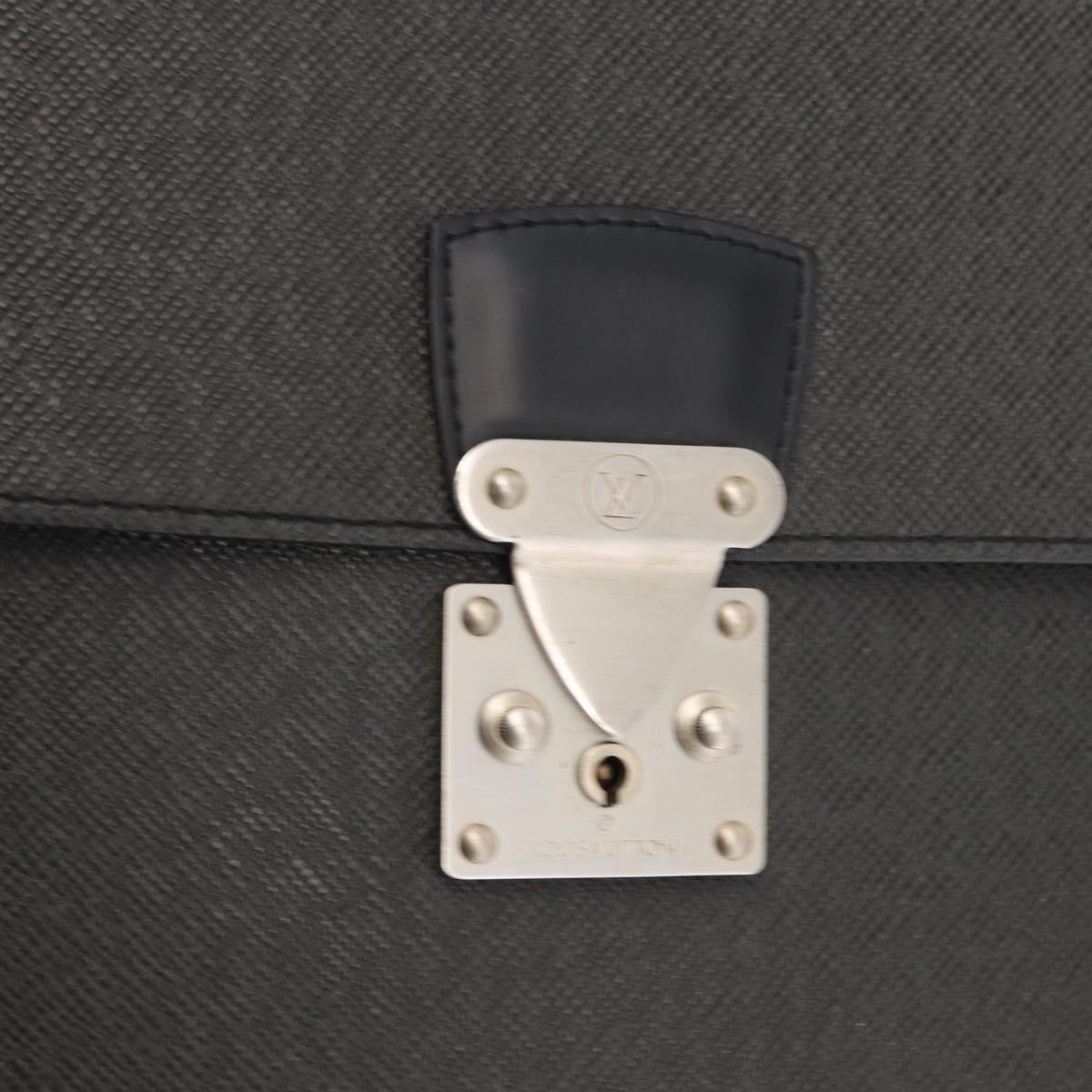 LOUIS VUITTON Taiga Serviette Moskova Business Bag Ardoise M30032 Auth 160446