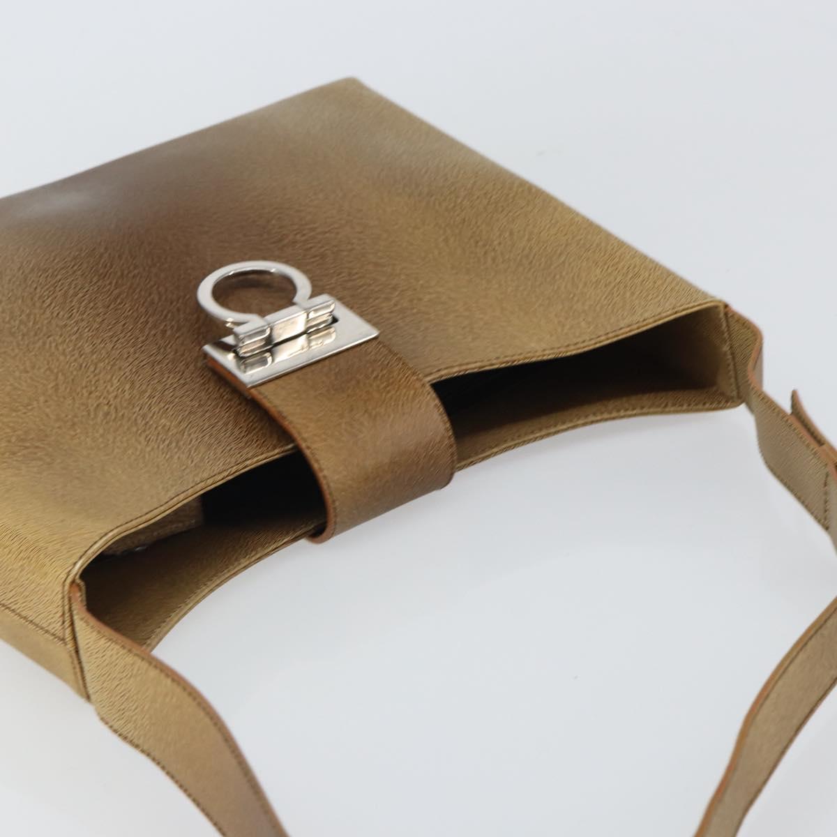 Salvatore Ferragamo Gancini Shoulder Bag Leather Beige Silver Auth 161036