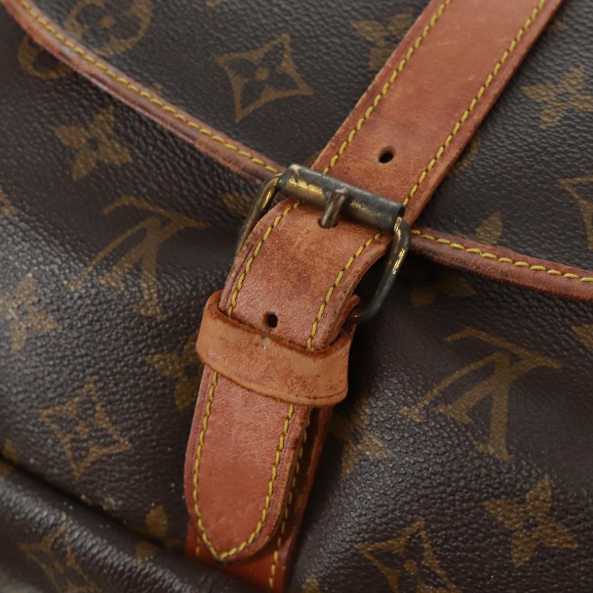 LOUIS VUITTON Monogram Saumur 35 Shoulder Bag M42254 LV Auth 161371
