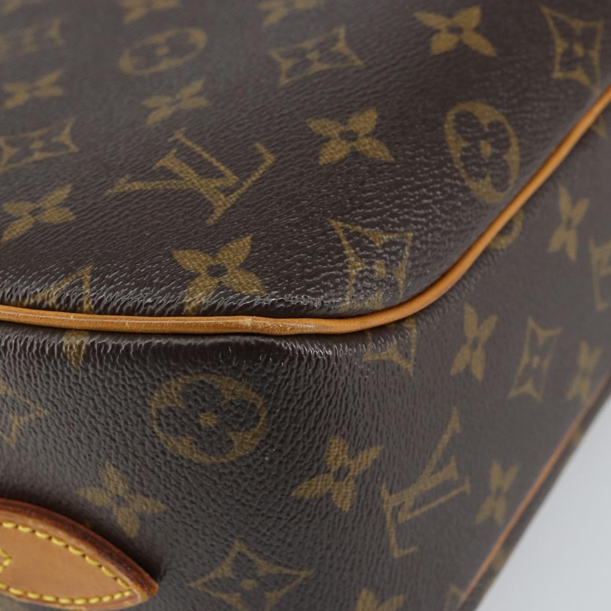 LOUIS VUITTON Monogram Blois Shoulder Bag M51221 LV Auth 161374