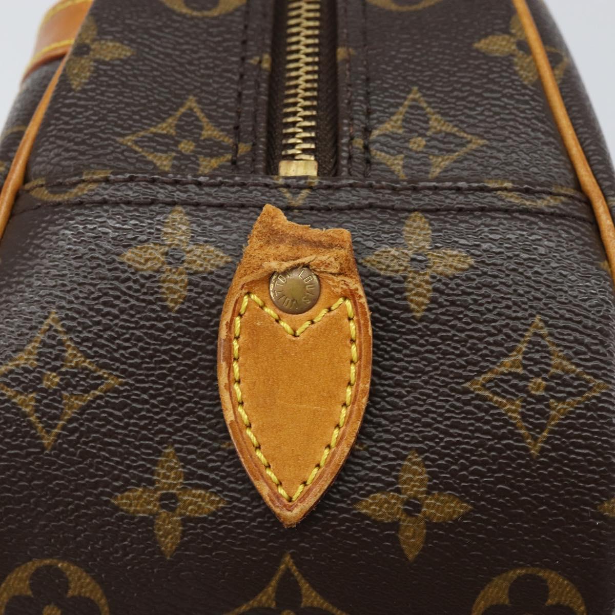 LOUIS VUITTON Monogram Blois Shoulder Bag M51221 LV Auth 161374