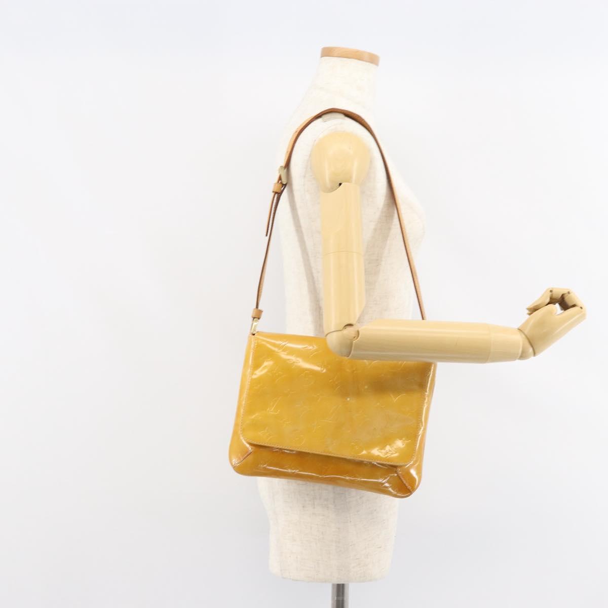 LOUIS VUITTON Monogram Vernis Thompson Street Bag Beige M91301 LV Auth 161400