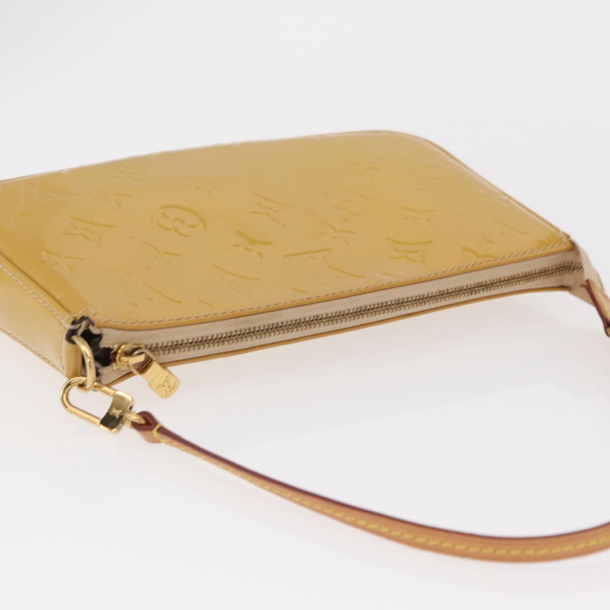 LOUIS VUITTON Vernis Pochette Accessoires Accessory Pouch Citrin LV Auth 161520