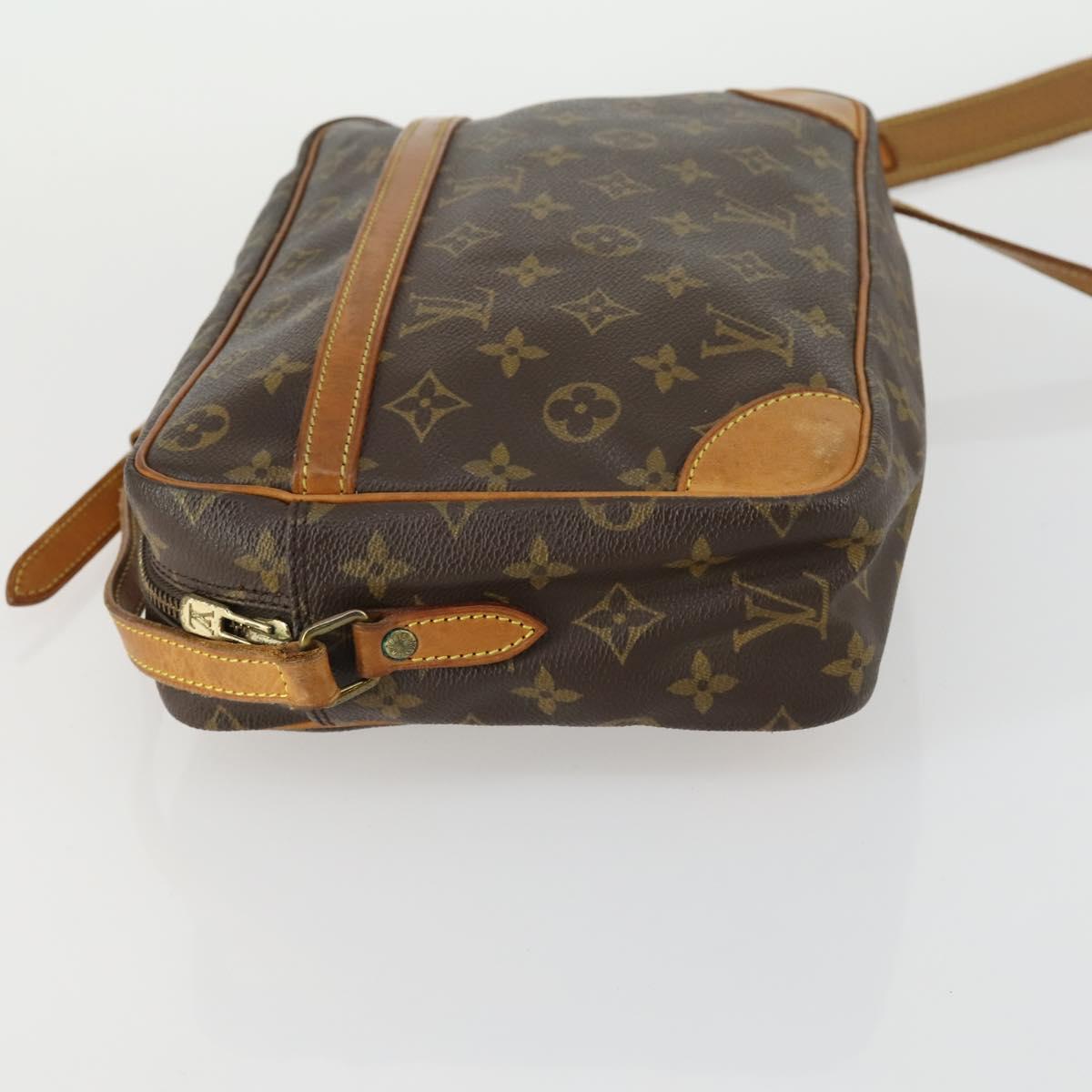 LOUIS VUITTON Monogram Trocadero 30 Shoulder Bag M51272 LV Auth 161628