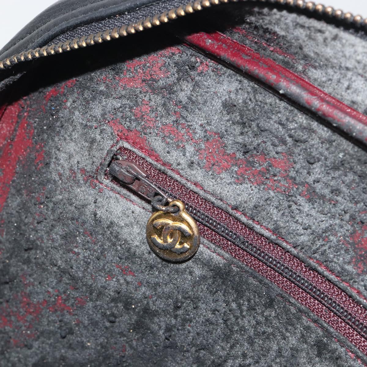 CHANEL Matelasse Chain Shoulder Bag Leather Black Gold CC Auth 161755
