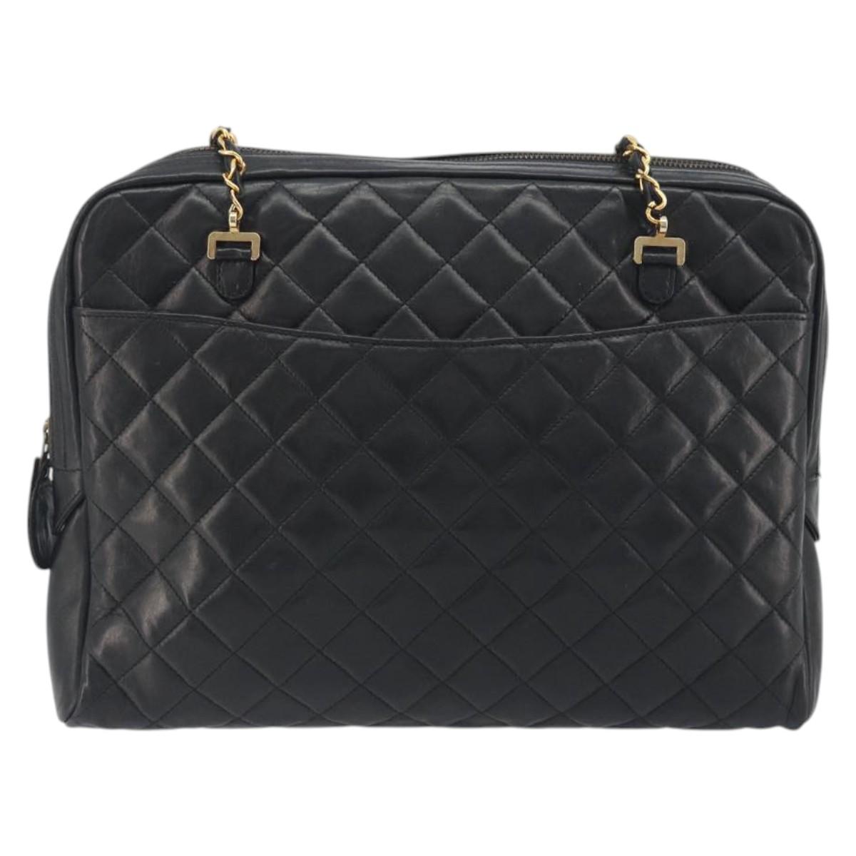 CHANEL Matelasse Chain Shoulder Bag Leather Black Gold CC Auth 161755