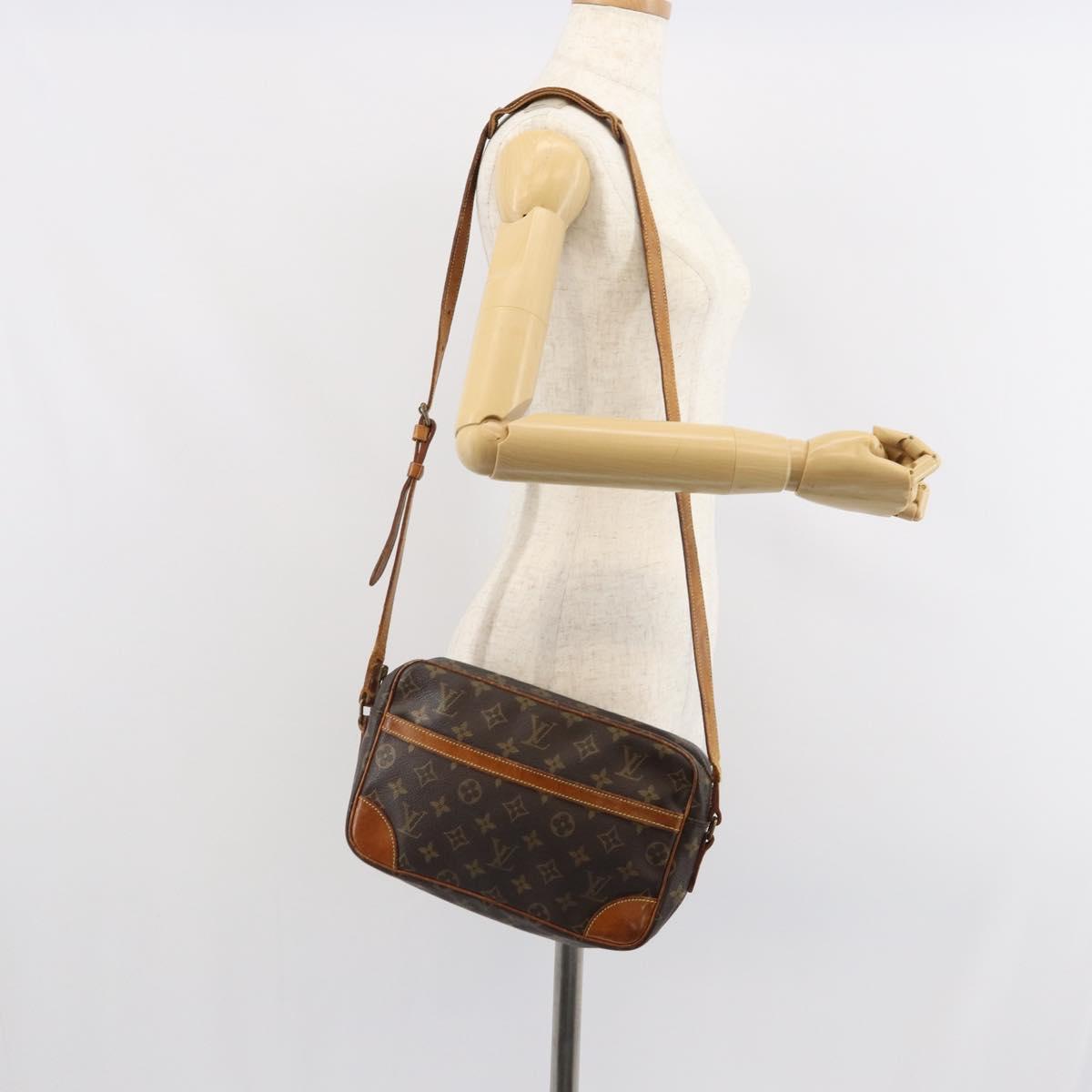LOUIS VUITTON Monogram Trocadero 27 Shoulder Bag M51274 LV Auth 161856