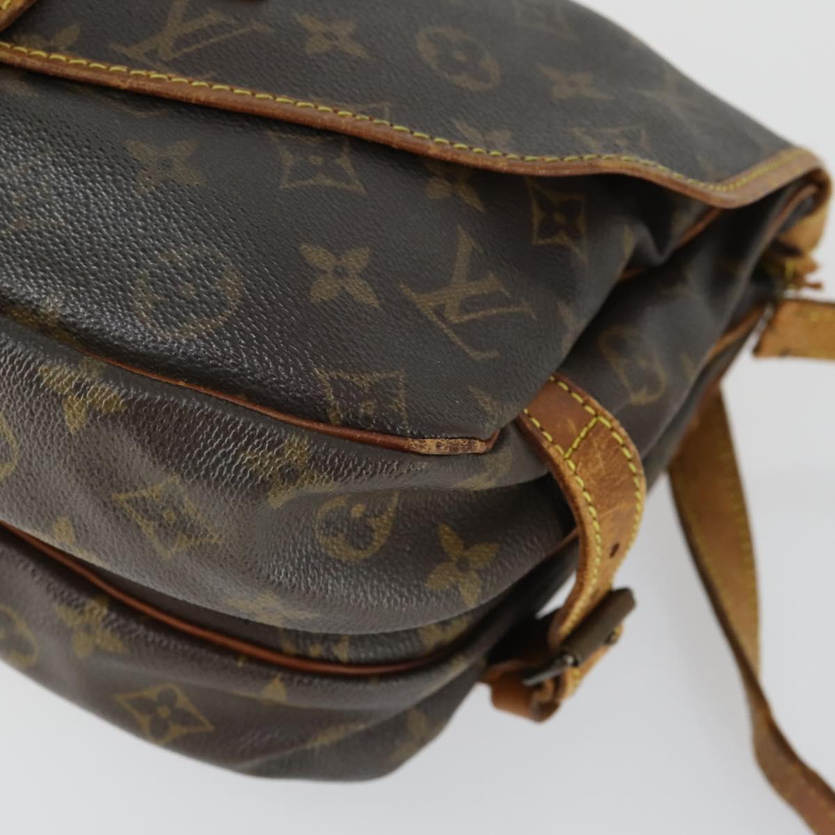 LOUIS VUITTON Monogram Saumur 30 Shoulder Bag M42256 LV Auth 161867