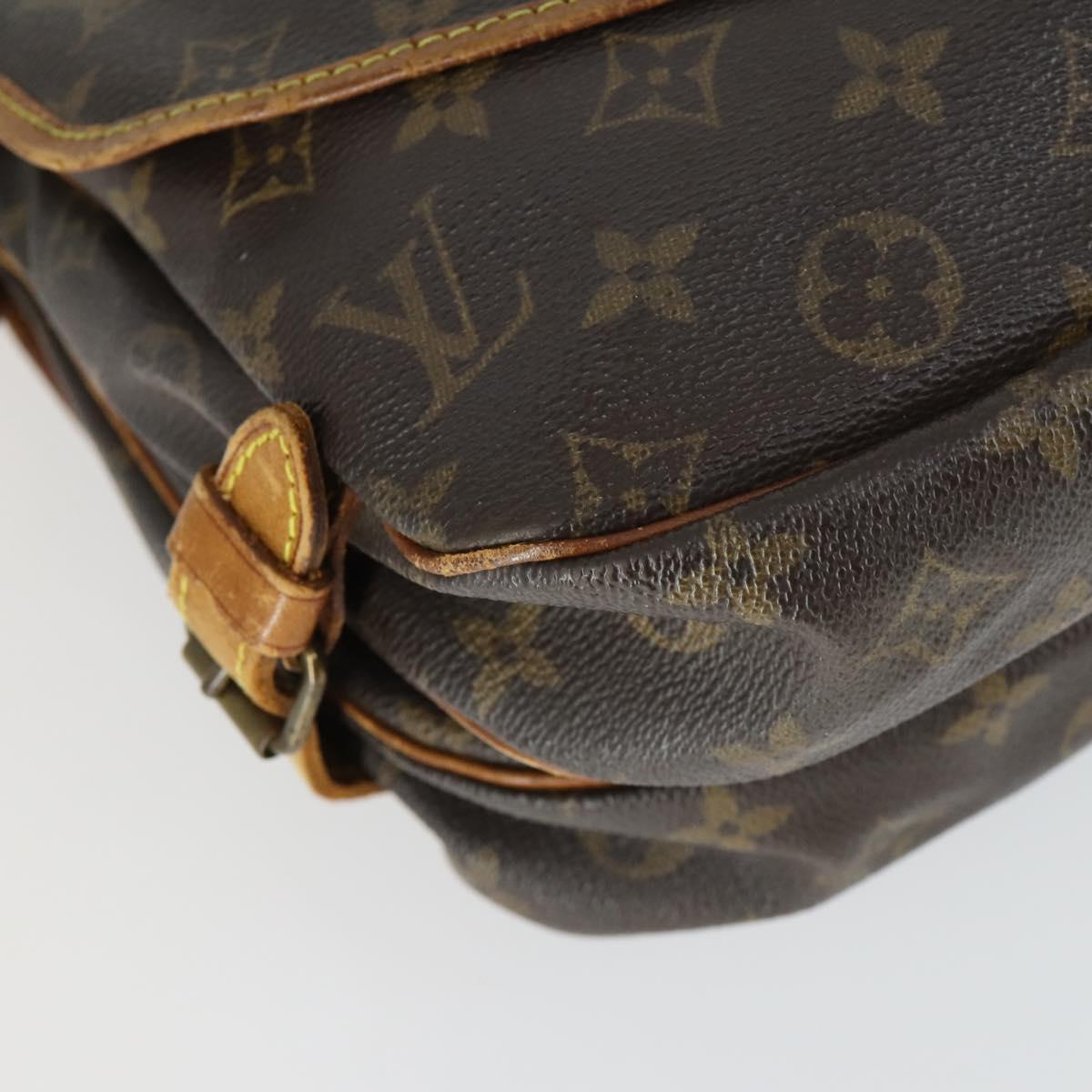 LOUIS VUITTON Monogram Saumur 30 Shoulder Bag M42256 LV Auth 161867