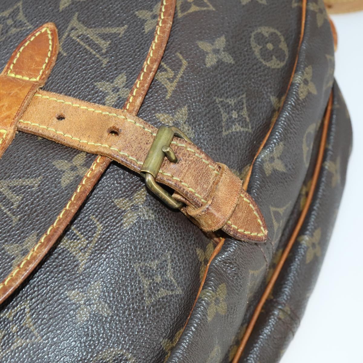LOUIS VUITTON Monogram Saumur 30 Shoulder Bag M42256 LV Auth 161867