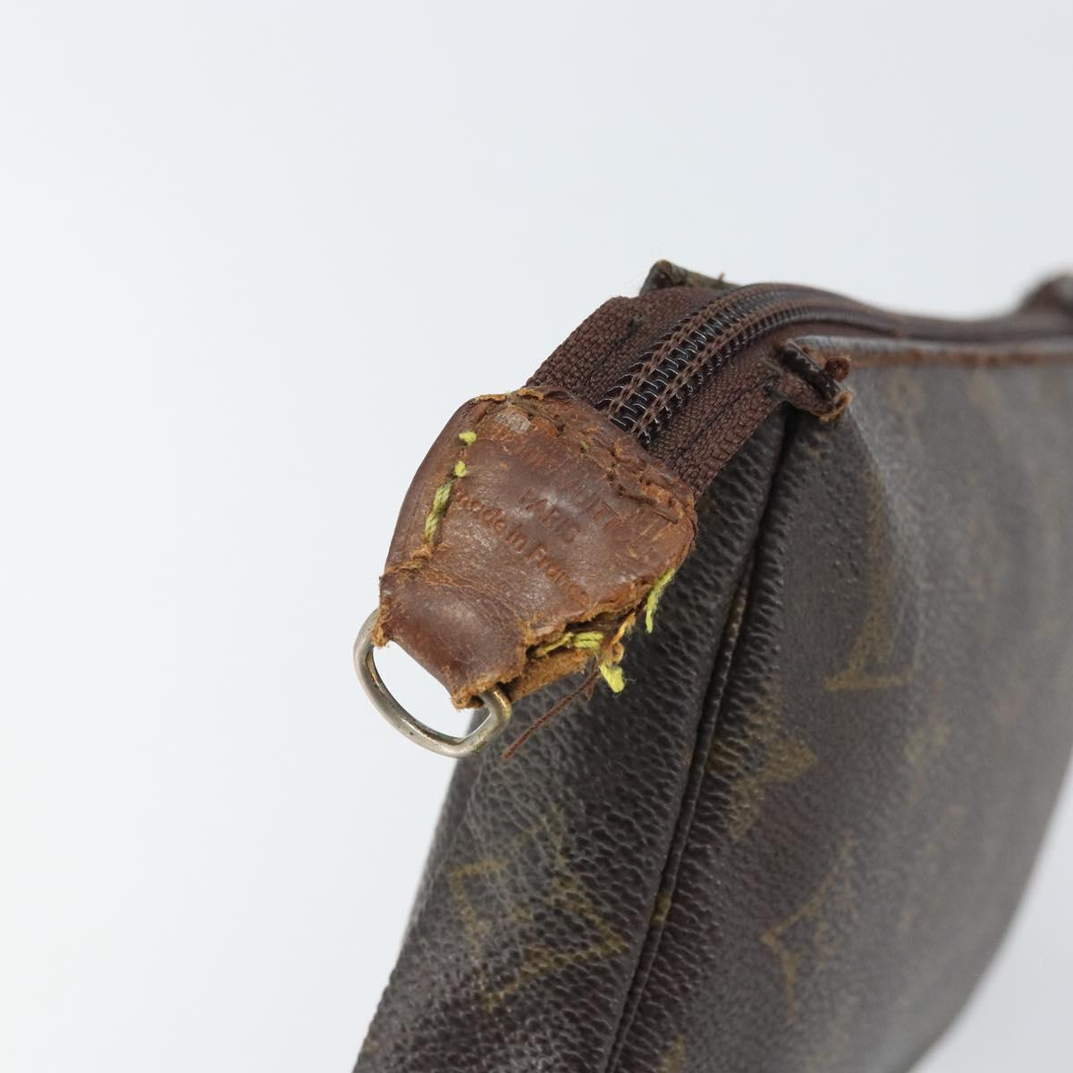 LOUIS VUITTON Monogram Pochette Accessoires Pouch M51980 LV Auth 161900