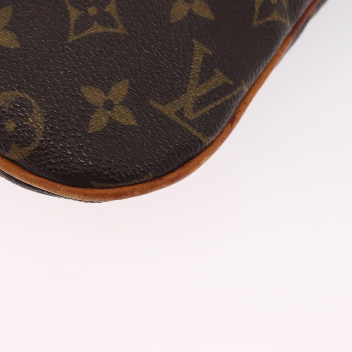 LOUIS VUITTON Monogram Pochette Bosphore Shoulder Bag M40044 LV Auth 161957