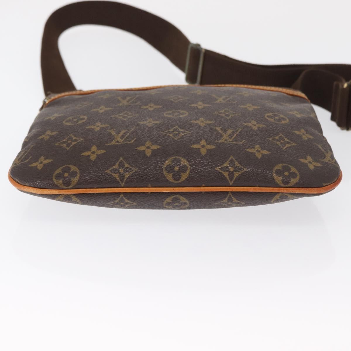 LOUIS VUITTON Monogram Pochette Bosphore Shoulder Bag M40044 LV Auth 161957