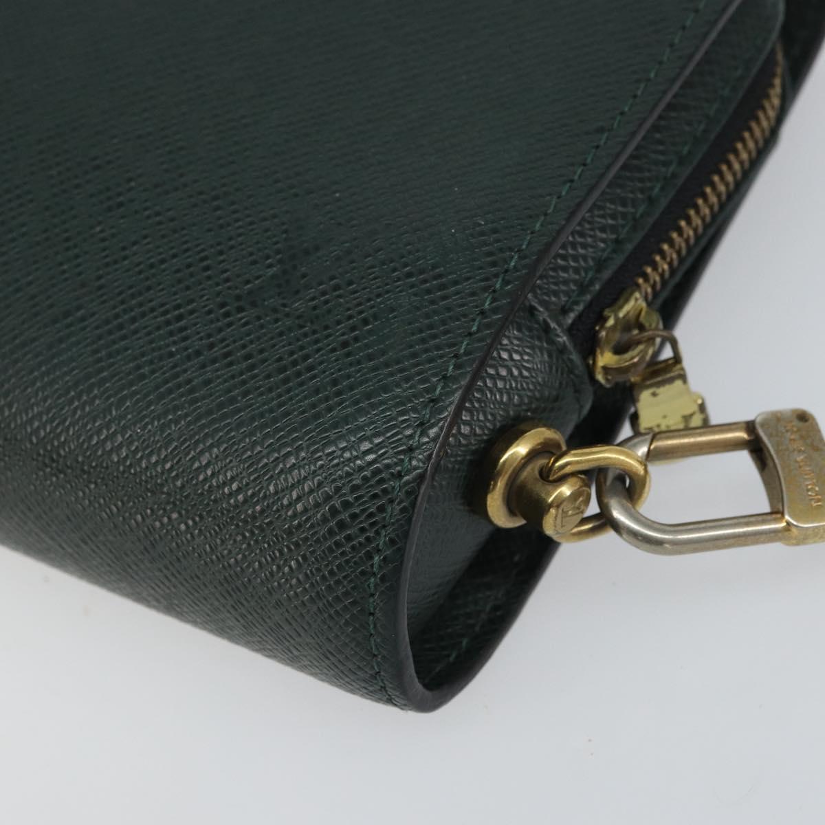 LOUIS VUITTON Taiga Baikal Clutch Bag Epicea M30184 LV Auth 162015