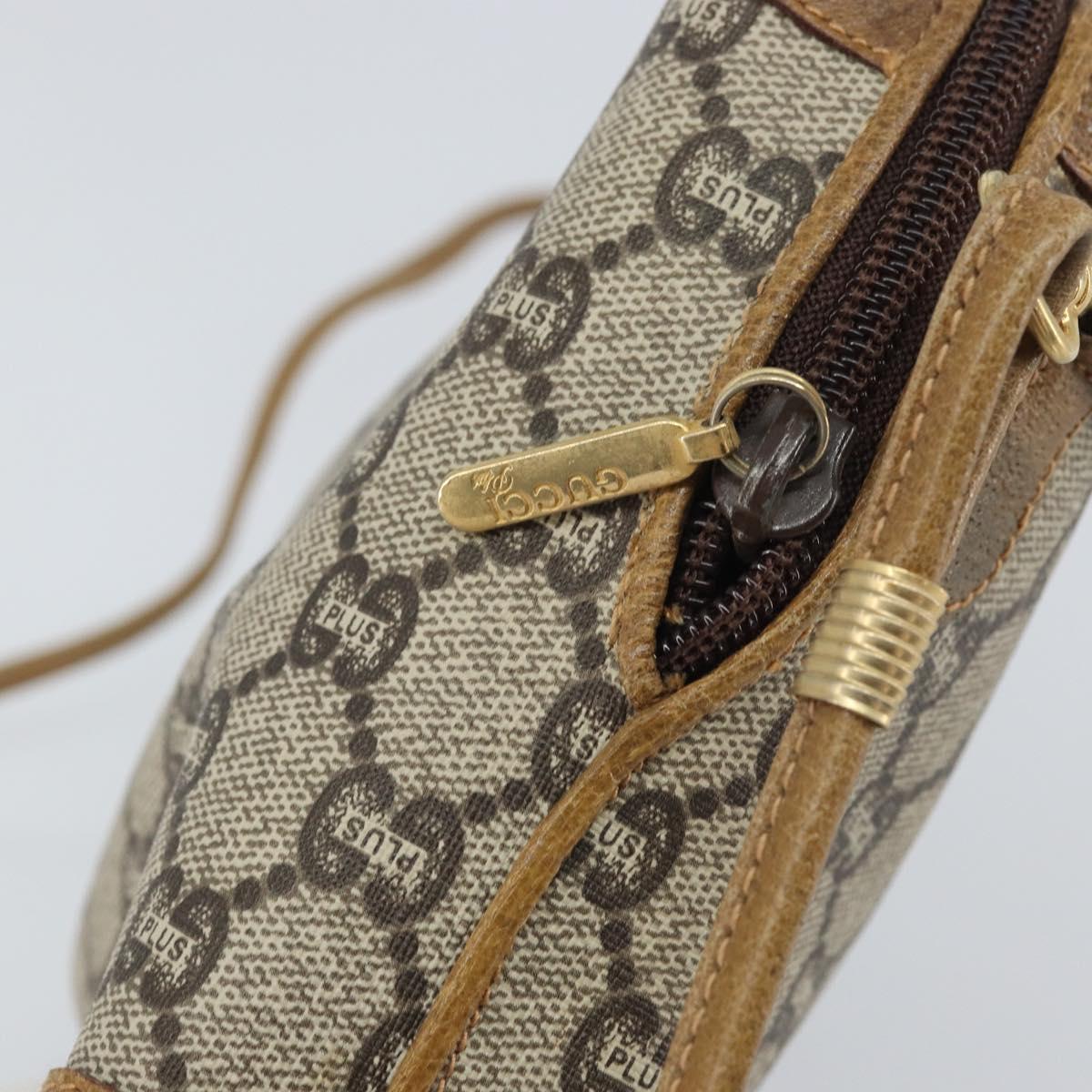 GUCCI GG Plus Supreme Shoulder Bag PVC Leather Beige Gold Auth 162109