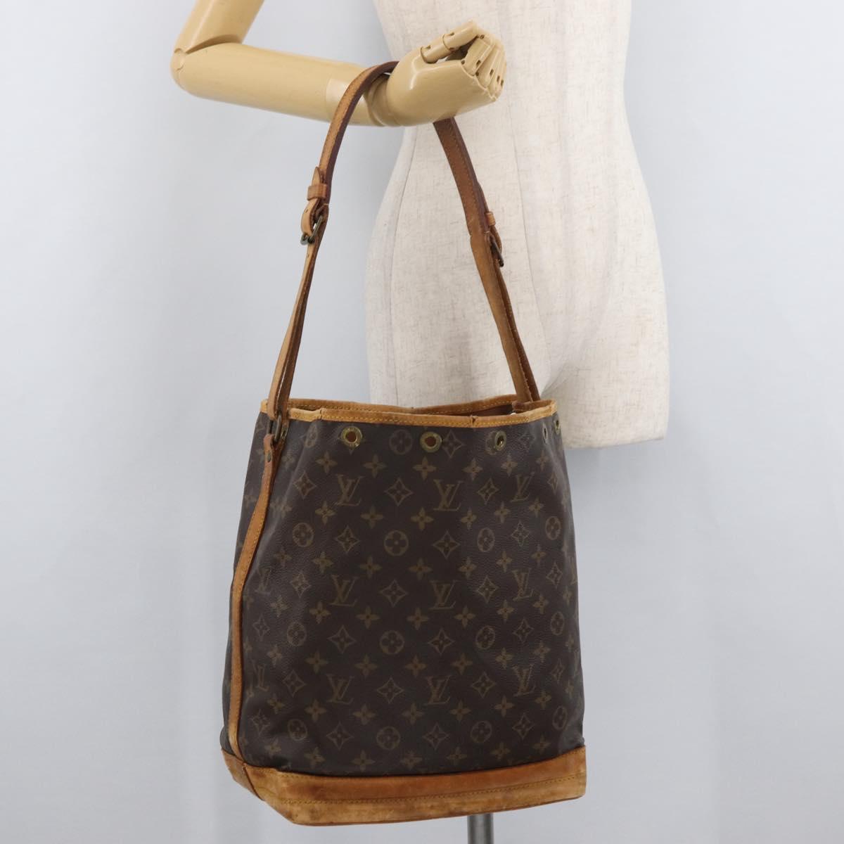 LOUIS VUITTON Monogram Noe Shoulder Bag M42224 LV Auth 162355