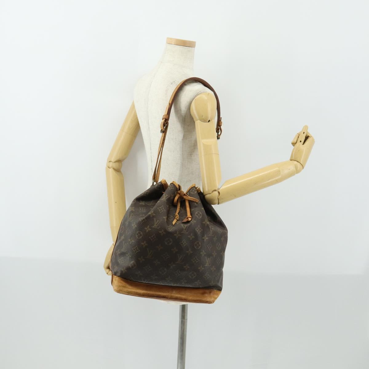 LOUIS VUITTON Monogram Noe Shoulder Bag M42224 LV Auth 162355