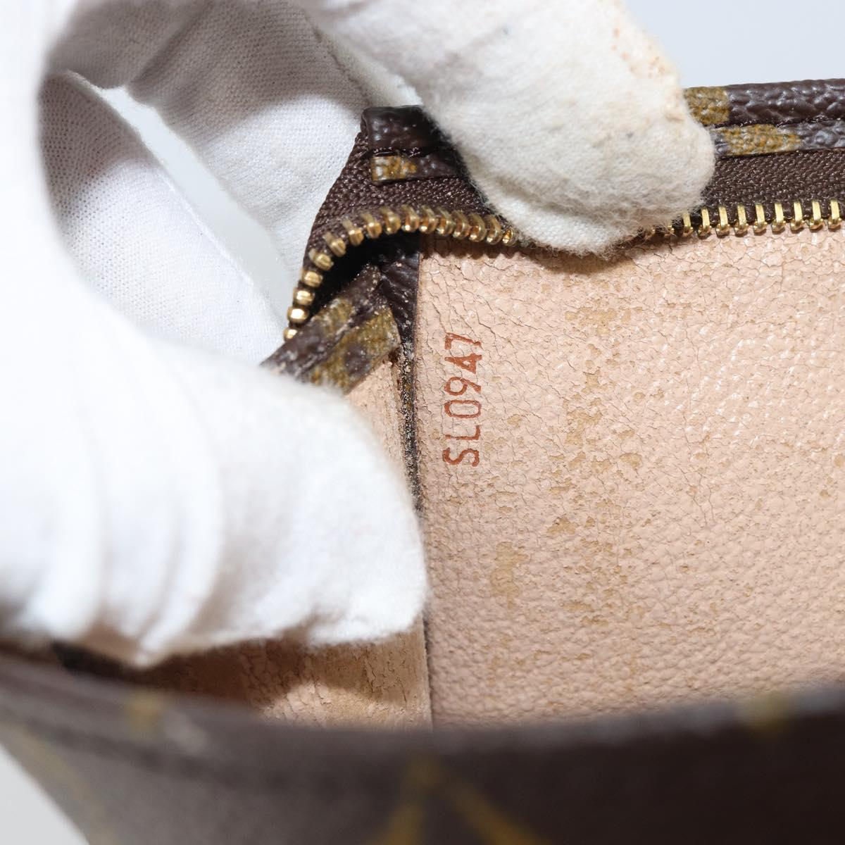 LOUIS VUITTON Monogram Poche Toilette 19 Pouch M47544 LV Auth 162560