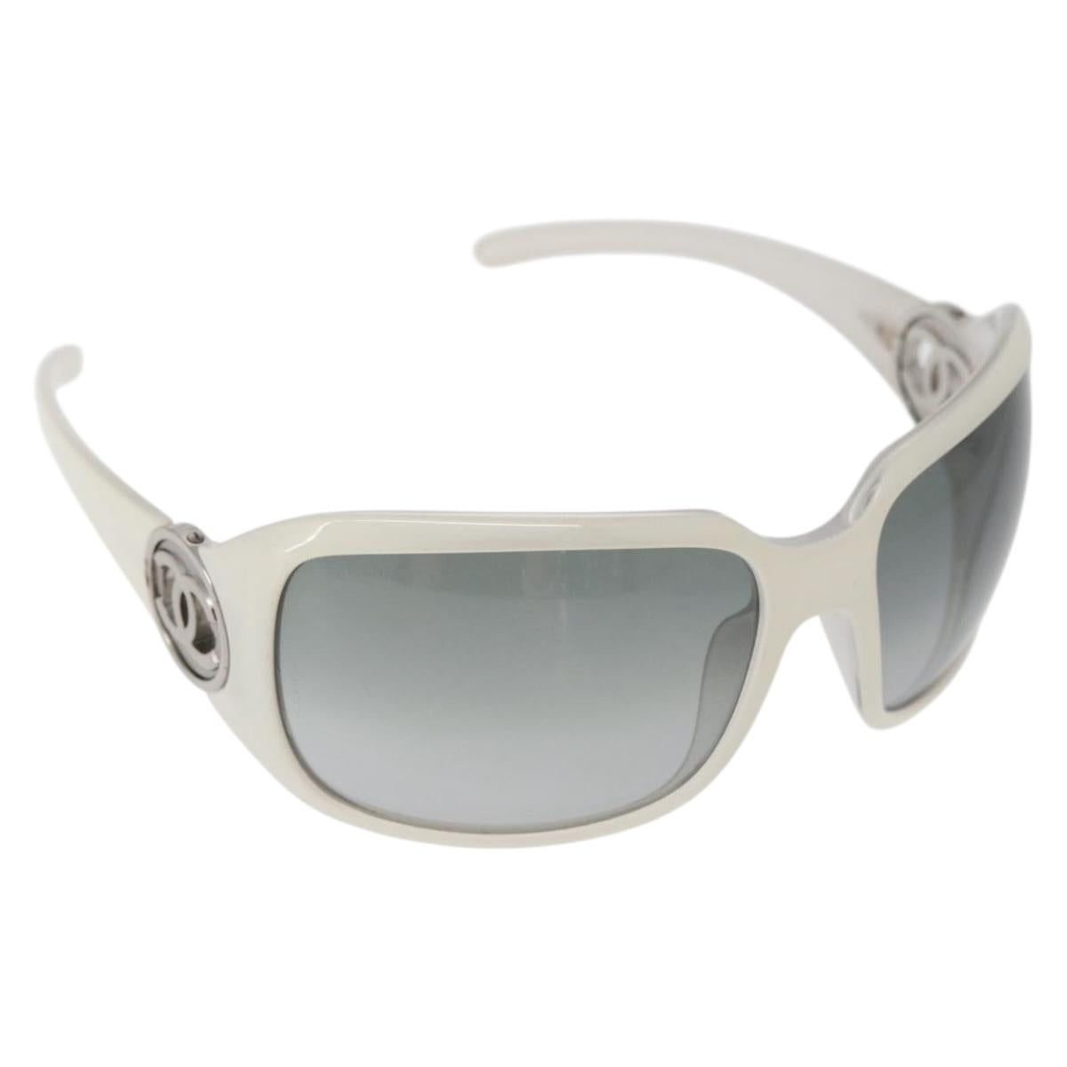 CHANEL Sunglasses plastic White CC Auth 162589