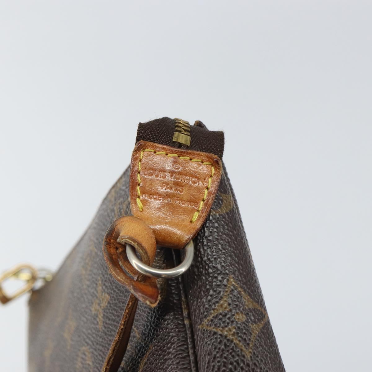 LOUIS VUITTON Monogram Pochette Accessoires Pouch M51980 LV Auth 162685