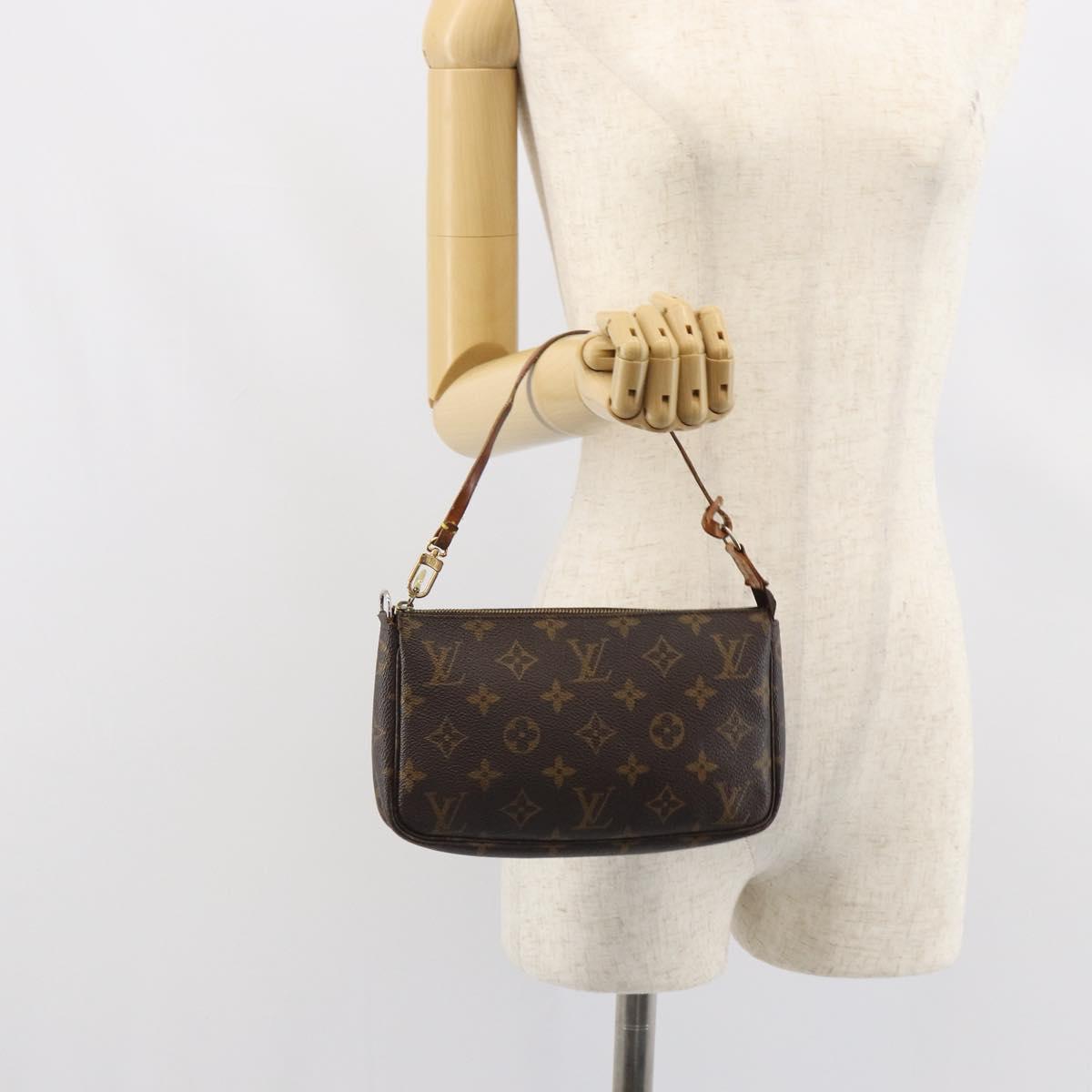 LOUIS VUITTON Monogram Pochette Accessoires Pouch M51980 LV Auth 162685