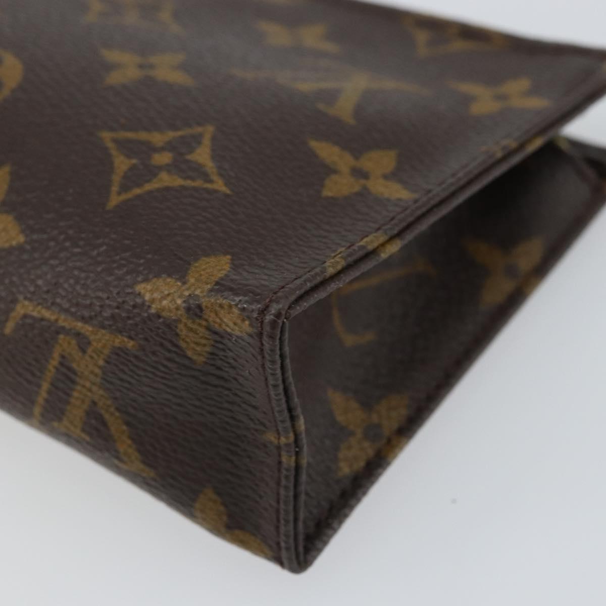 LOUIS VUITTON Monogram Poche Toilette 15 Pouch M47546 LV Auth 162741