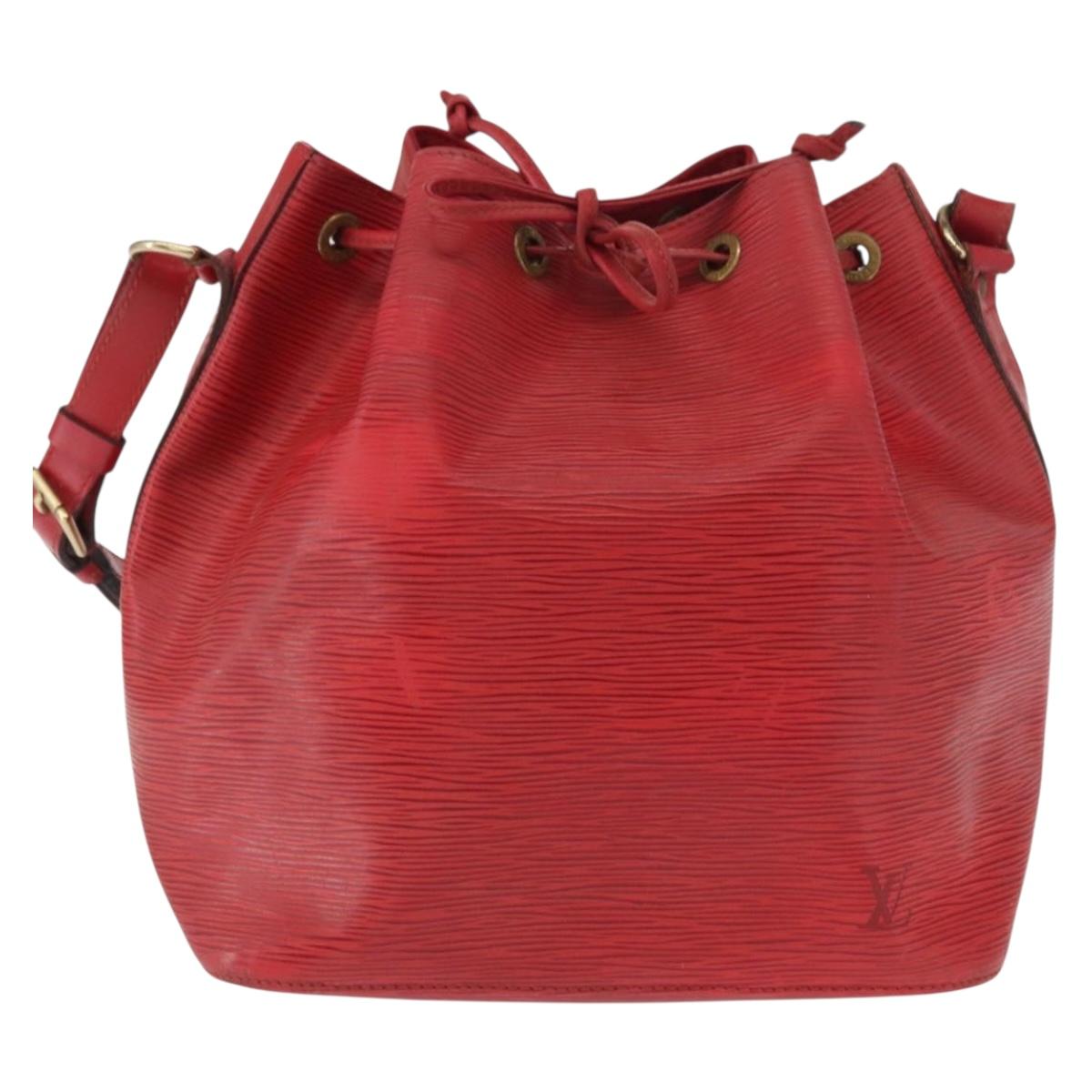 LOUIS VUITTON Epi Petit Noe Shoulder Bag Red M44107 LV Auth 162743