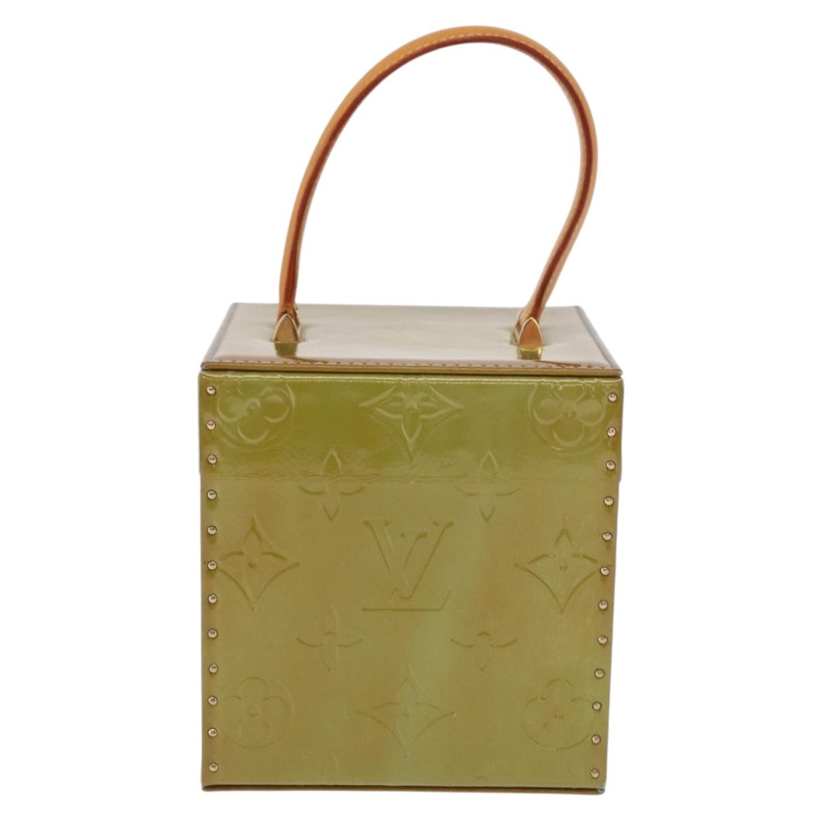 LOUIS VUITTON Monogram Vernis Bleecker Pouch Baby Blue M91003 LV Auth 162777