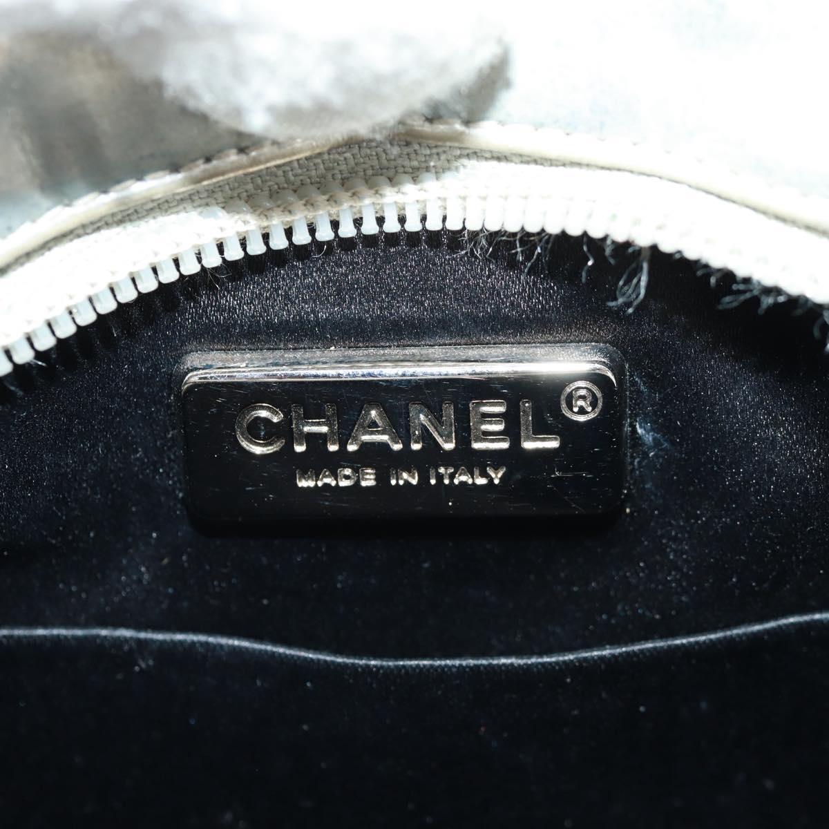 CHANEL Clutch Bag Leather Silver CC Auth 162899V