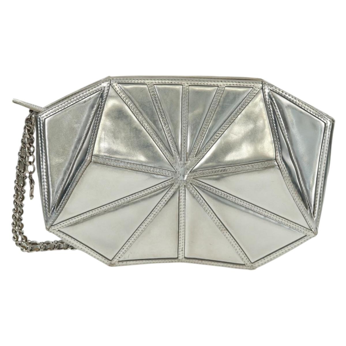 CHANEL Clutch Bag Leather Silver CC Auth 162899V