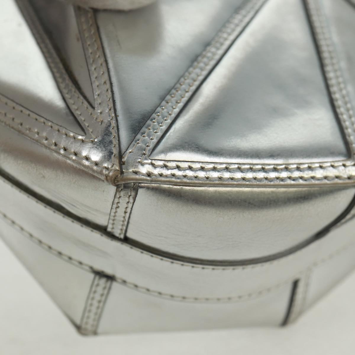 CHANEL Clutch Bag Leather Silver CC Auth 162899V