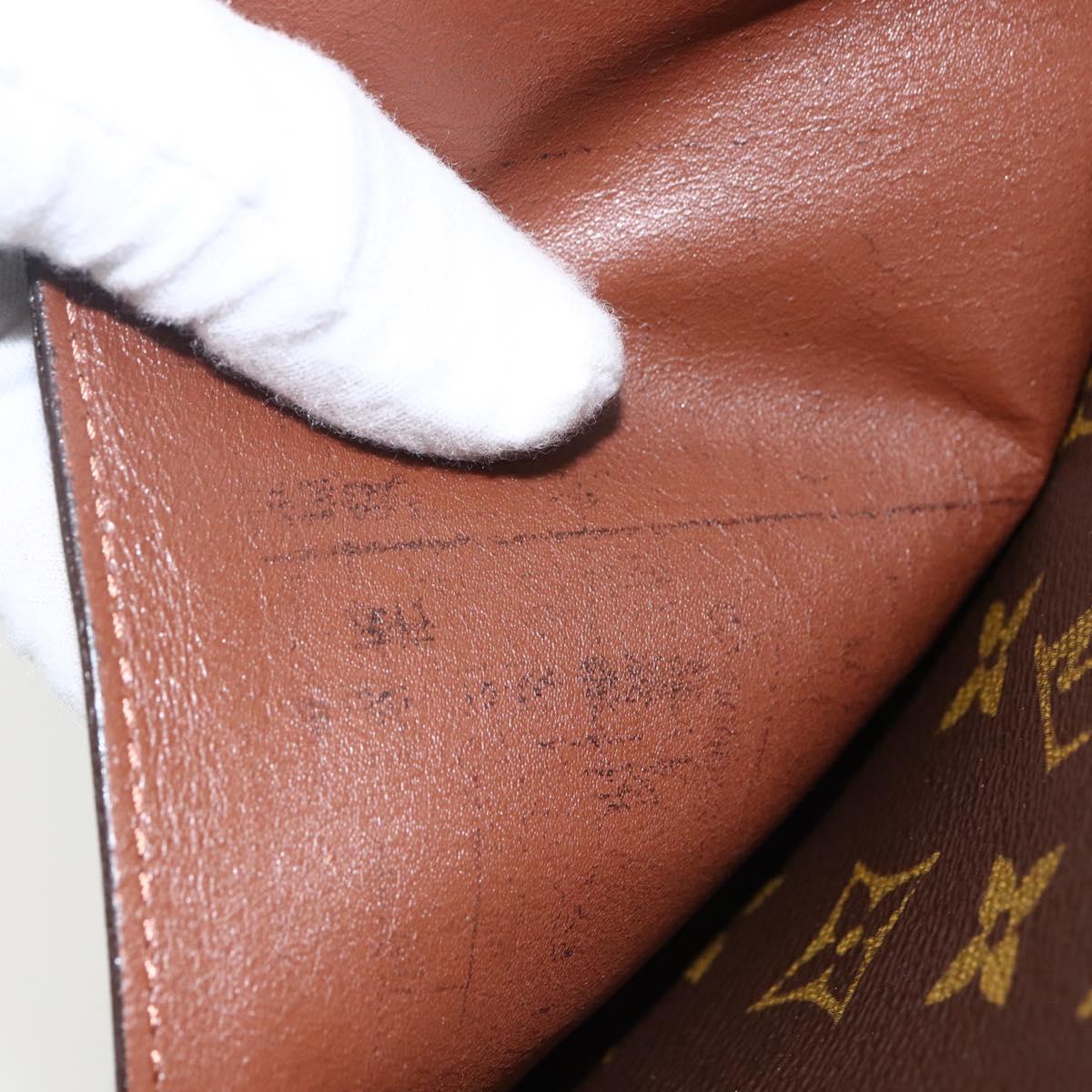 LOUIS VUITTON Monogram Poche Escapade Travel Case M60113 LV Auth 162915