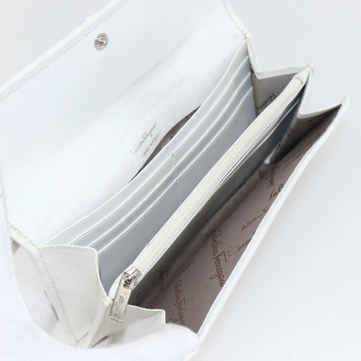 Salvatore Ferragamo Long Wallet Leather White Silver Auth 162922