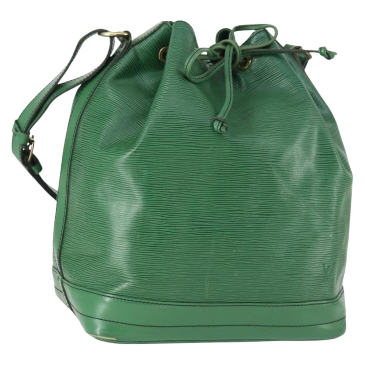 LOUIS VUITTON Epi Noe Shoulder Bag Green M44004 LV Auth 163431