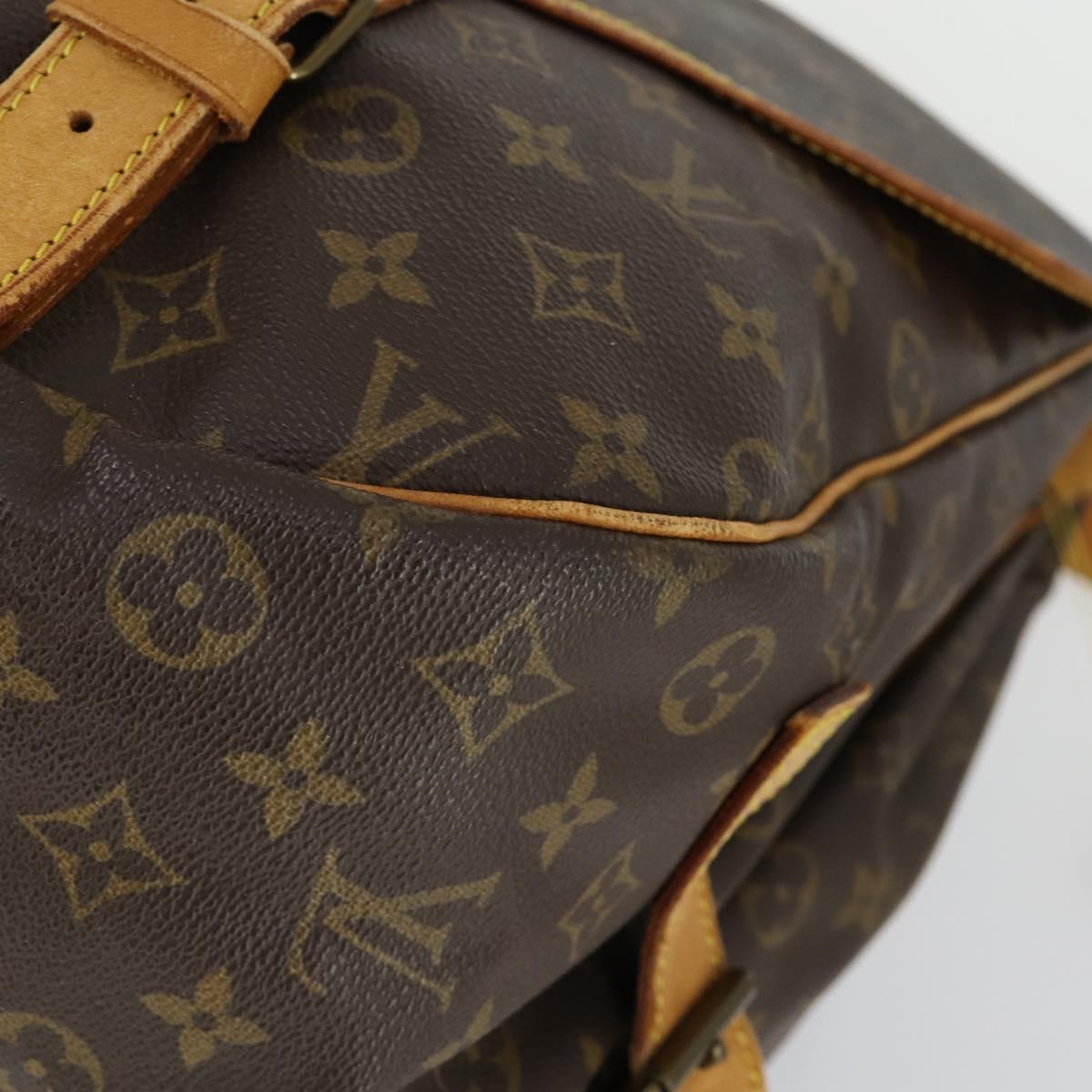 LOUIS VUITTON Monogram Saumur 43 Shoulder Bag M42252 LV Auth 163436