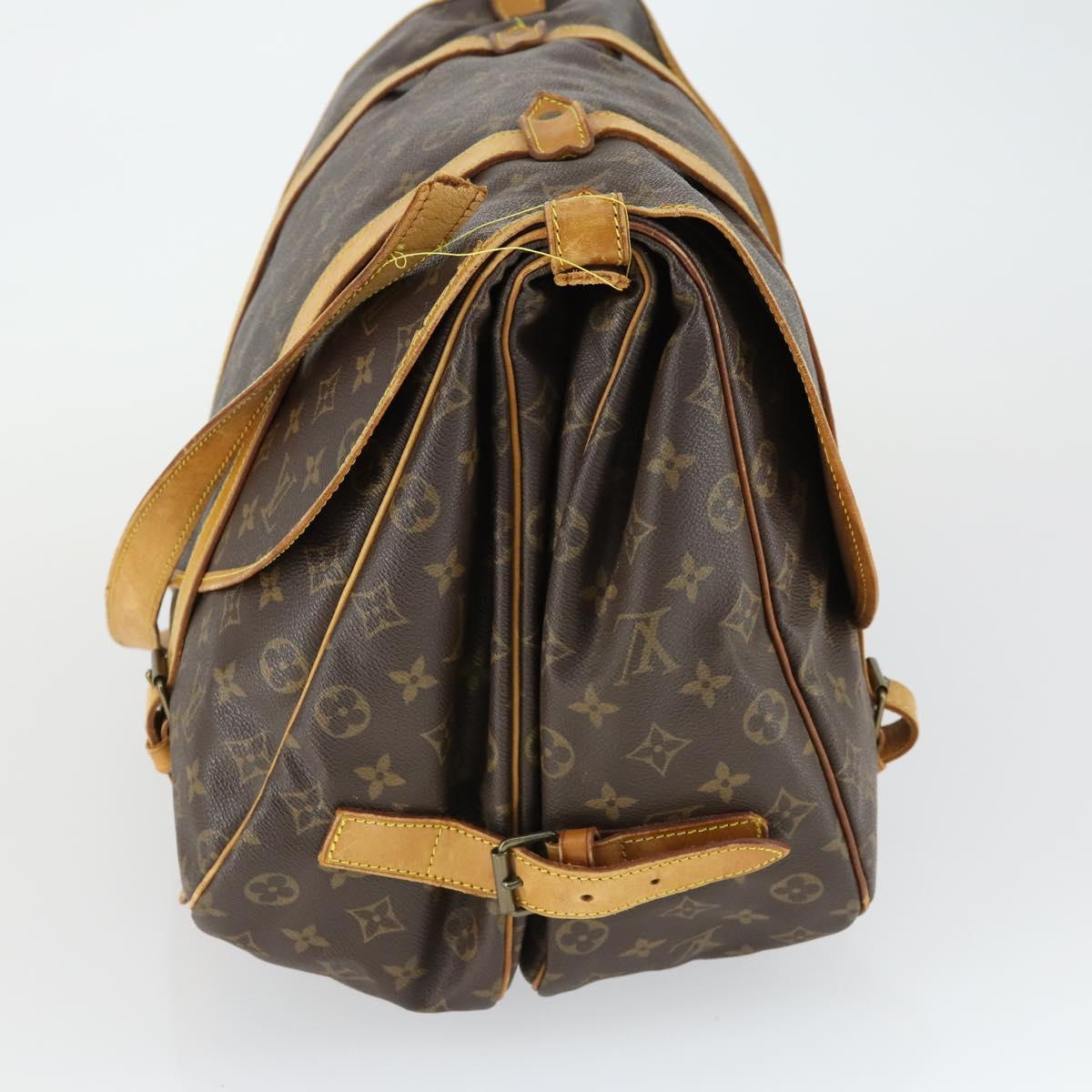 LOUIS VUITTON Monogram Saumur 43 Shoulder Bag M42252 LV Auth 163436