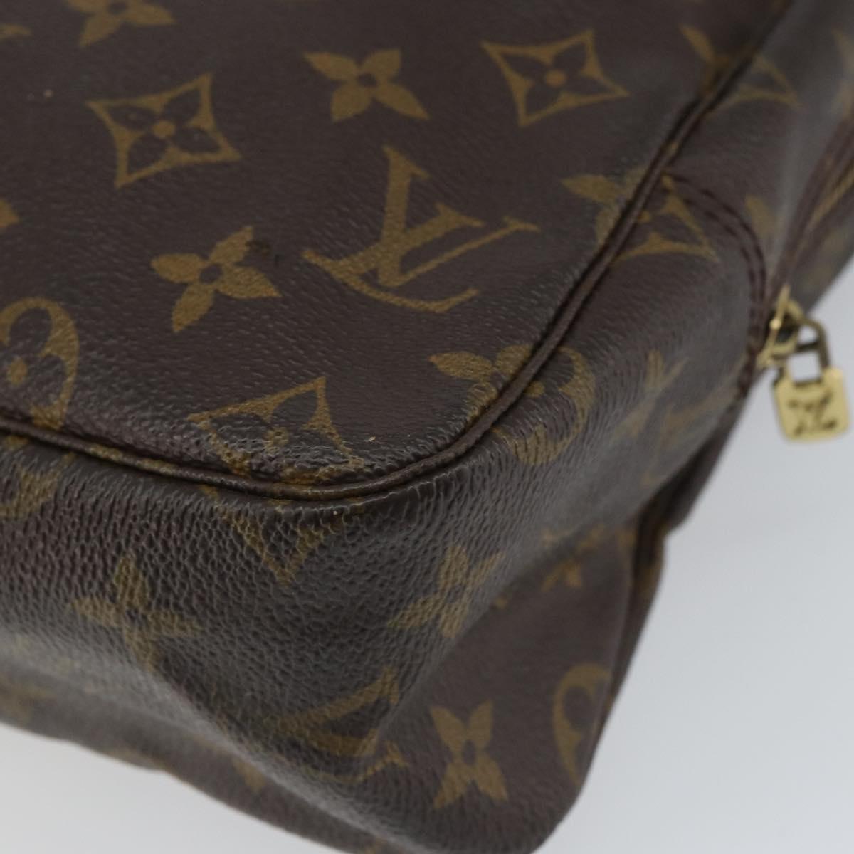 LOUIS VUITTON Monogram Trousse Toilette 28 Clutch Bag M47522 LV Auth 163795