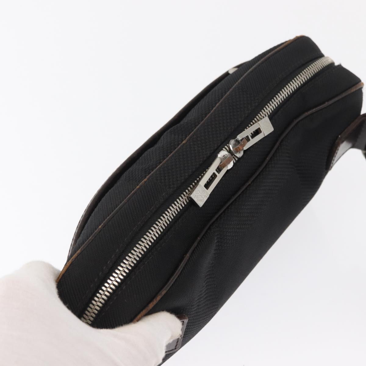 LOUIS VUITTON Damier Geant Acrobat Shoulder Bag Canvas Black M93620 Auth 163961