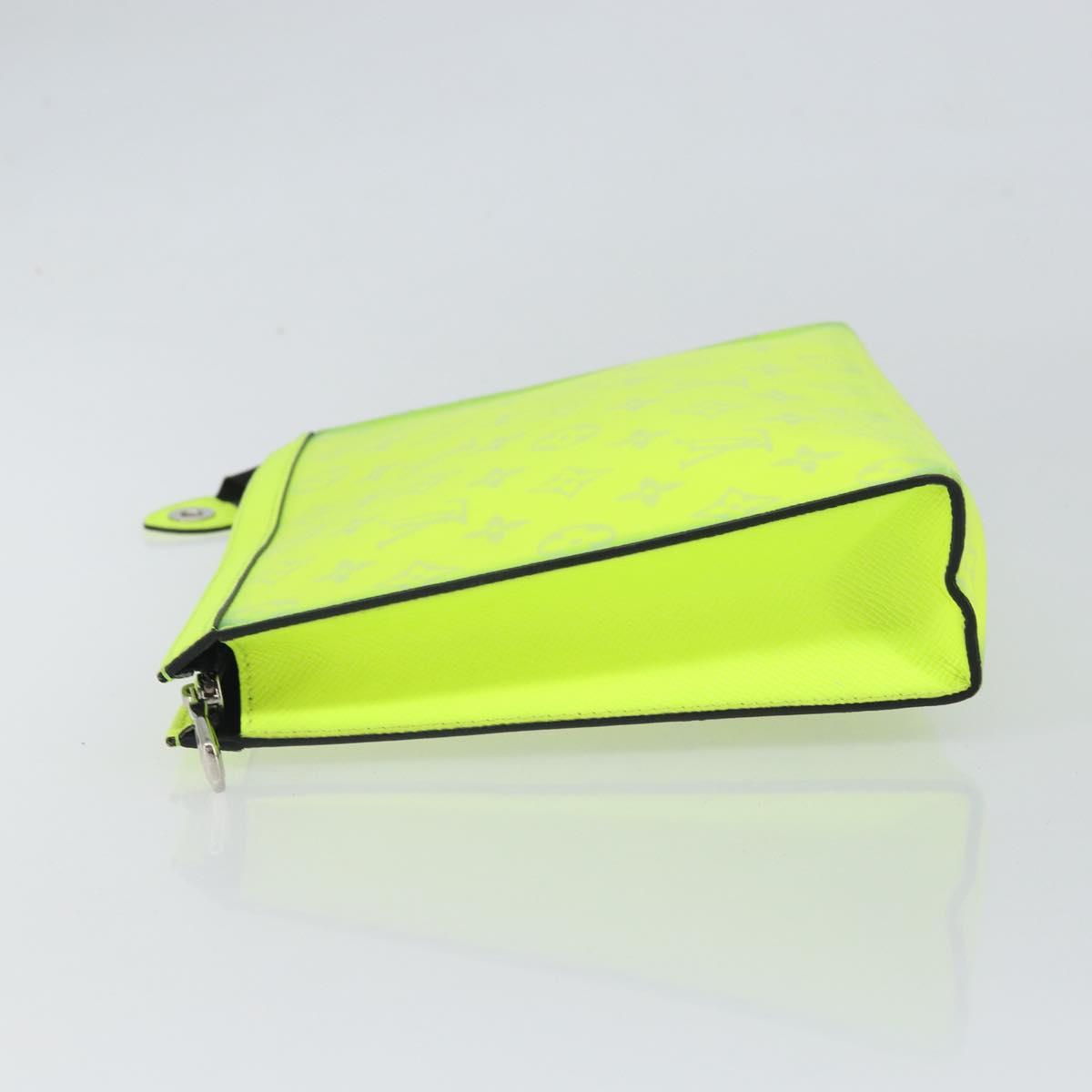 LOUIS VUITTON Taiga Pochette Voyager MM Clutch Bag Jaune LV Auth 163964