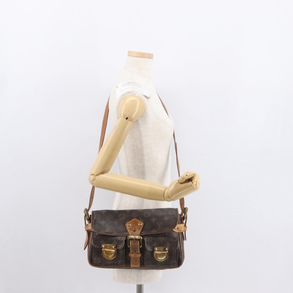 LOUIS VUITTON Monogram Hudson PM Shoulder Bag M40027 LV Auth 164131